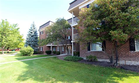 apartments elk grove village il.